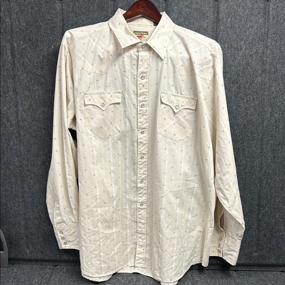 youngbloods Other - Youngbloods Cream Western Style Casual Button Down Shirt